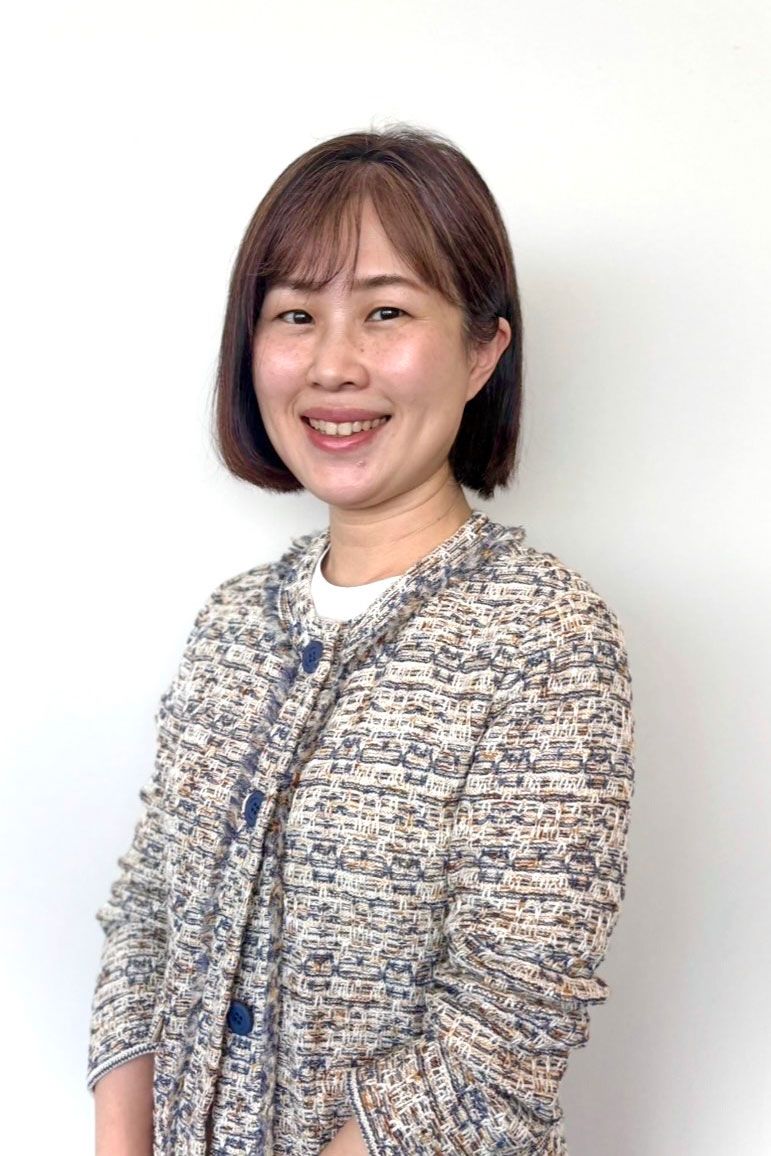 青江 麻衣 先生